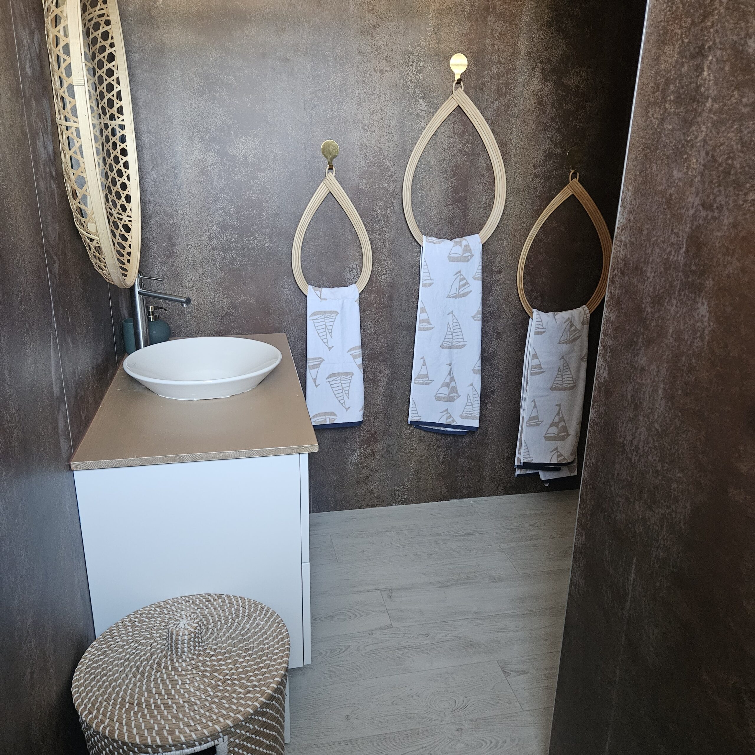 Realisations 20251024 070540