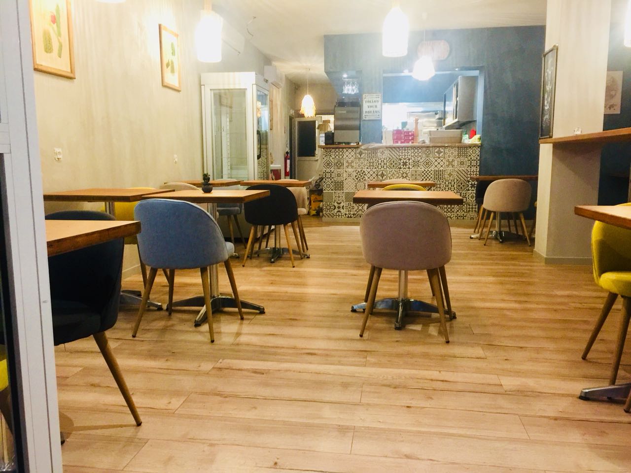 Realisations ayzx8379